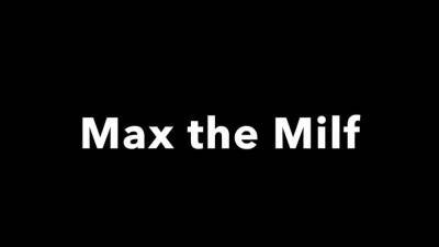 Big titted Max the Milf masturbating in stockings - drtuber.com