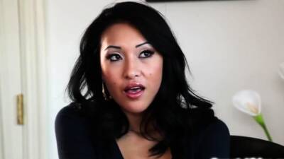 A lesbian milf pussy licking brunette asian sorority member - drtuber.com