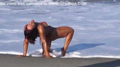 Tanned And Sultry Fitness Mom Toni Andra 4 - upornia.com - Usa