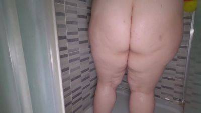 I Fuck My Big Ass Milf Neighbor After The Shower. I Cum Inside - hclips.com