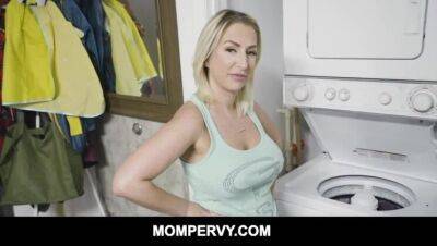 Curvy thick Big tits Milf stepmom Quinn Waters gets fucked hard doggystyle by her Stepson - veryfreeporn.com