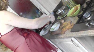 In Kitchen Mommy Milf Dubarry Transparent Negligee Without Panties Prepares Next Dish. Nude Cooking - hclips.com - Russia