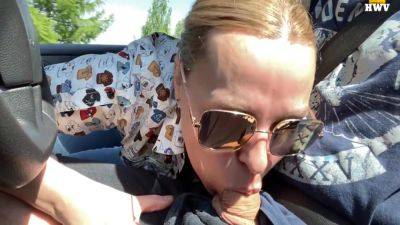 Mature Milf Forgot To Take Money From Her Husband Had To Pay The Taxi Driver With A Pussy And A Blowjob In The Throat - hclips.com