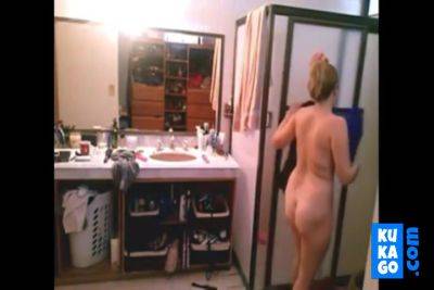 Milf Changing And Shower Cam - hclips.com