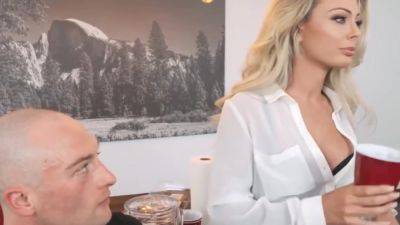 isabella deltore - milf hunted - reality kings - upornia.com